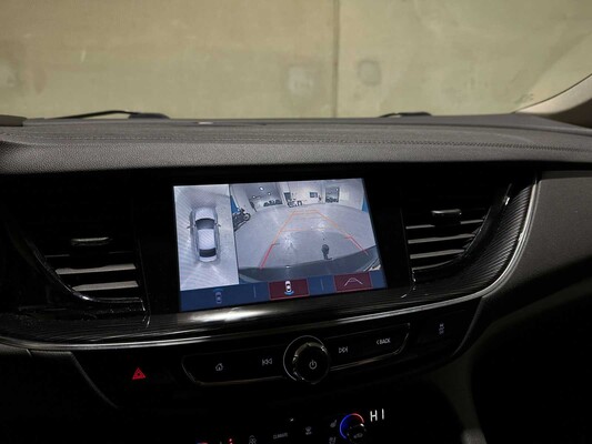 Opel Insignia Sports Tourer 1.6 CDTI EcoTec Innovation 136hp 2018, RR-215-N