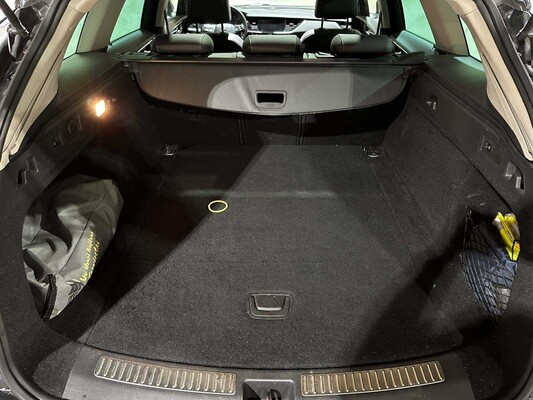 Opel Insignia Sports Tourer 1.6 CDTI EcoTec Innovation 136hp 2018, RR-215-N