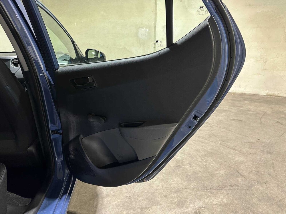 Hyundai i10 1.0i i-Drive 67hp 2018, RL-372-K