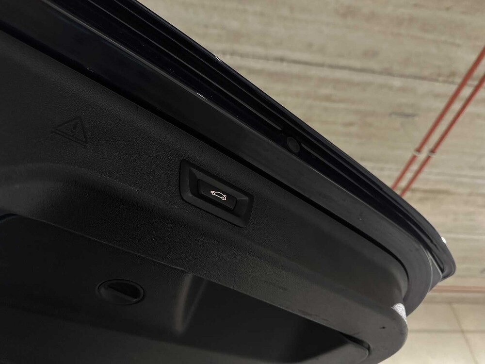 BMW 520i Touring High Executive Sport-Line 5-serie 184pk 2019, XG-208-V