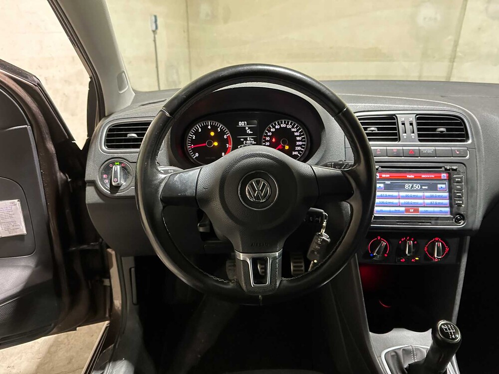 Volkswagen Polo 1.2-12V BlueMotion Comfortline 68hp 2011, SN-396-H