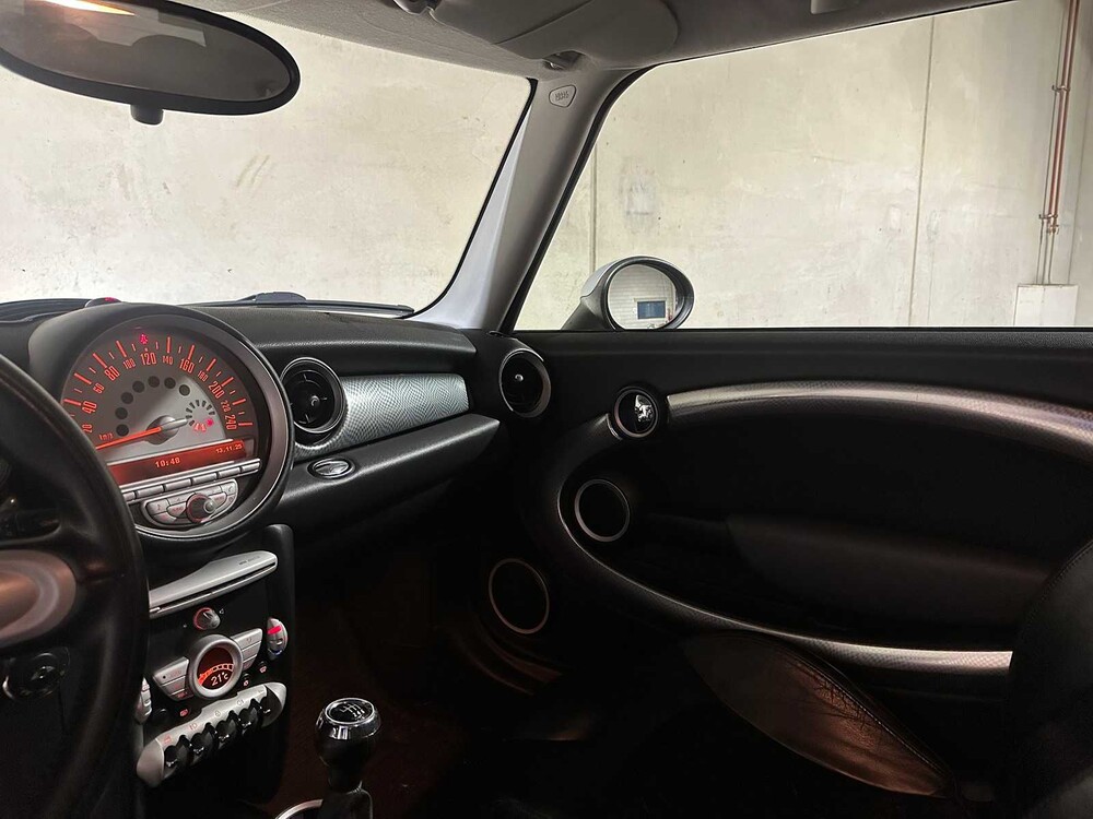 Mini Clubman Cooper S Chile 1.6 120hp 2007, 2-XKZ-91 Youngtimer