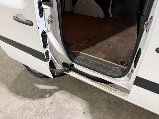 Mercedes-Benz Citan 109 CDI BlueEFFICIENCY Business Ambition 90hp 2018, VKB-29-J