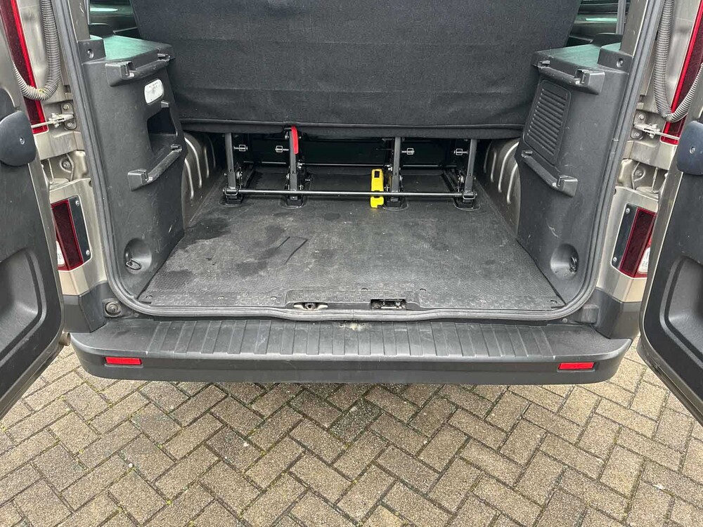 Renault Trafic 9-Seater 2.0 146hp 2020 Commercial Vehicle