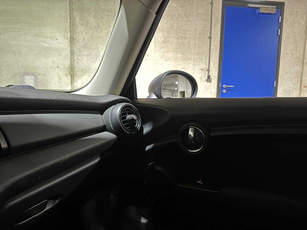 Mini 1.2 One Salt Business -automatic- 102hp 2016, ZD-645-Z