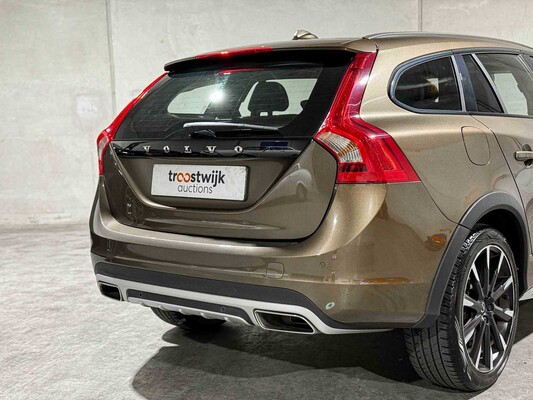 Volvo V60 Cross Country 2.0 D3 Polar+ 150hp 2017, PT-351-G