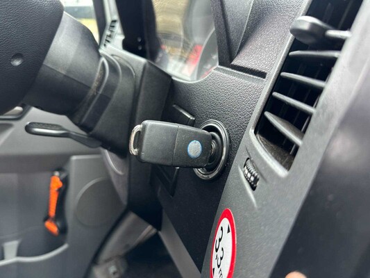 Volkswagen Crafter 46 2.0 TDI Rigid 163hp 2012, 6-VZN-60 Commercial Vehicle