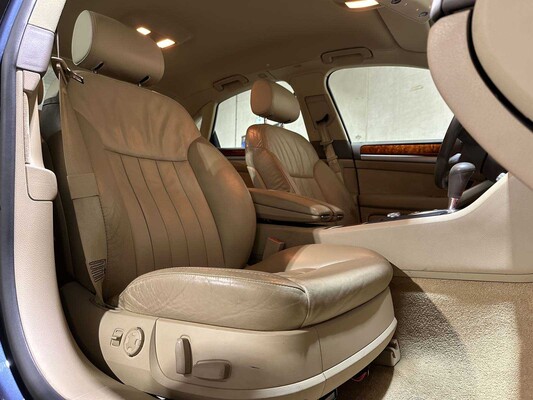 Audi A8 4.2 quattro Pro Line 350pk 2007, 25-XH-VZ