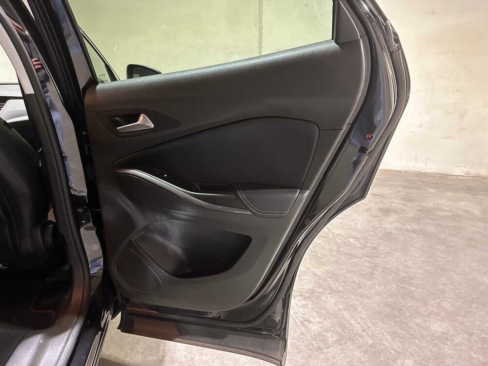 Opel Grandland X 1.2 Turbo Business Executive 131hp 2020, J-921-TN