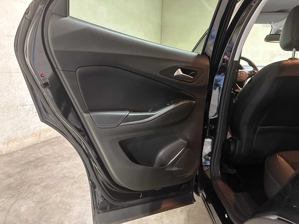 Opel Grandland X 1.2 Turbo Business Executive 131hp 2020, J-921-TN
