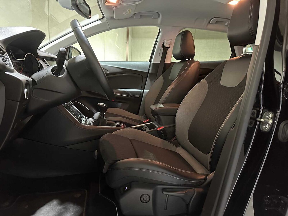 Opel Grandland X 1.2 Turbo Business Executive 131hp 2020, J-921-TN