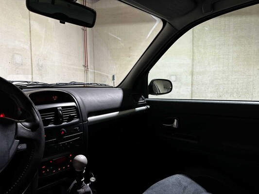 Renault Clio V6 3.0 Sport RS Phase 2 (NR 149) 255pk 2004 Youngtimer