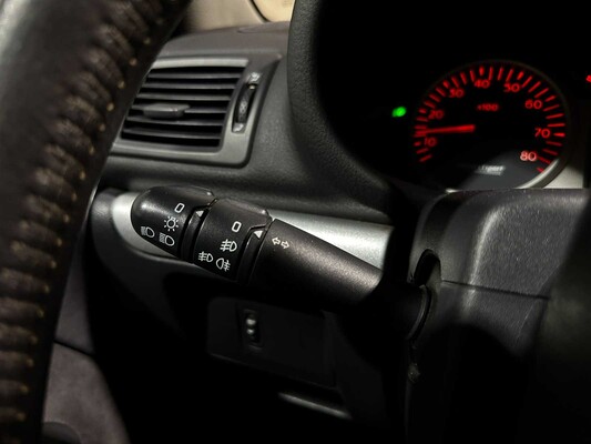 Renault Clio V6 3.0 Sport RS Phase 2 (NR 149) 255pk 2004 Youngtimer