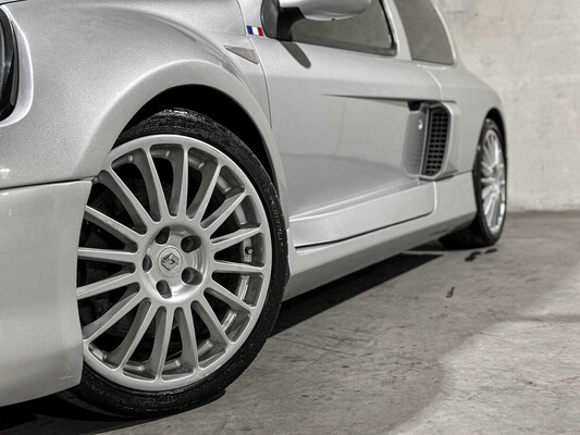 Renault Clio V6 3.0 Sport RS Phase 2 (NR 149) 255pk 2004 Youngtimer