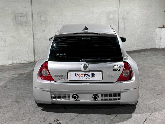 Renault Clio V6 3.0 Sport RS Phase 2 (NR 149) 255pk 2004 Youngtimer