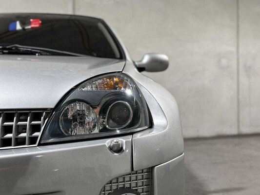 Renault Clio V6 3.0 Sport RS Phase 2 (NR 149) 255 PS 2004 Youngtimer