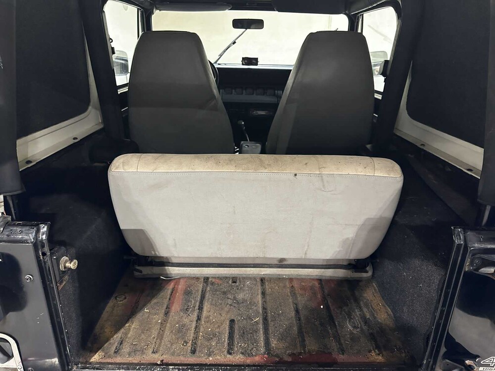 Jeep Wrangler 4.0i Hardtop 184pk 1993 (Origineel-NL), 55-GDG-3