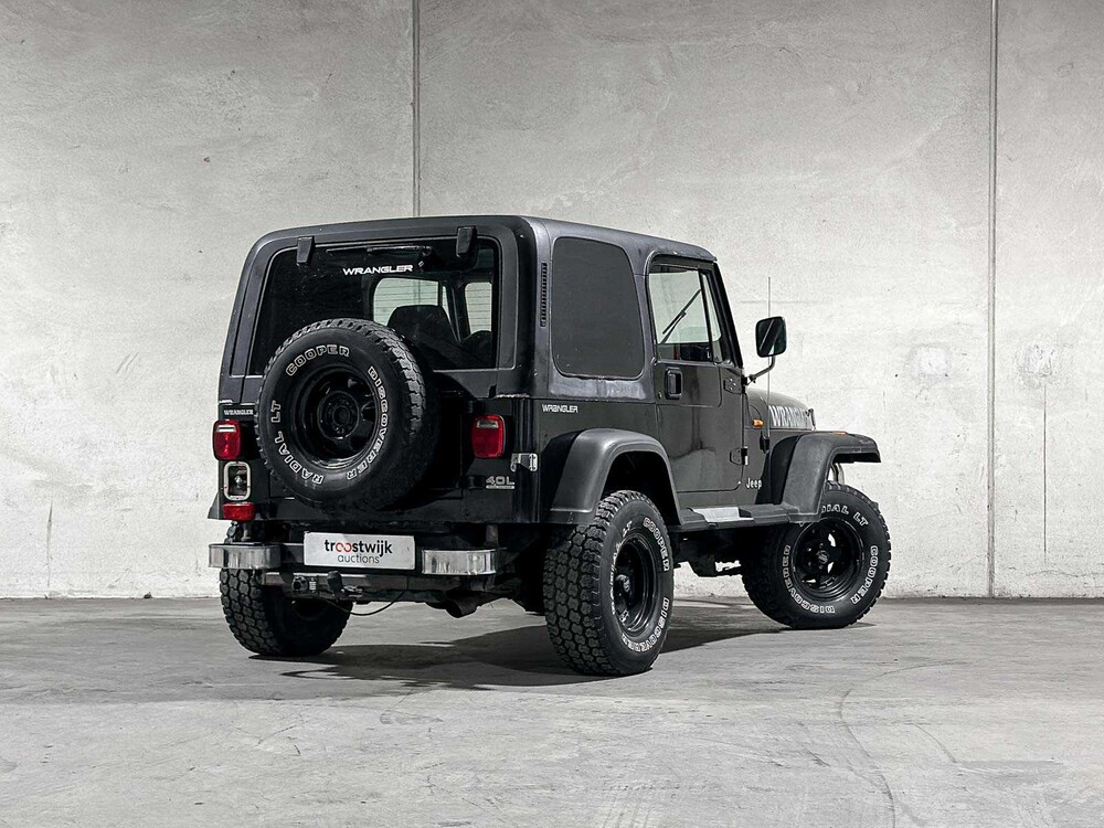 Jeep Wrangler 4.0i Hardtop 184pk 1993 (Origineel-NL), 55-GDG-3