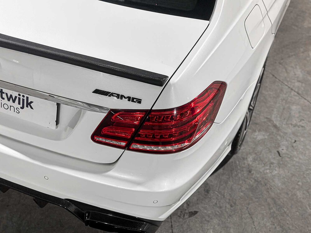Mercedes-Benz E63 AMG 5.5 V8 557pk 2015 E-klasse, HZJ-36-D