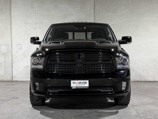Dodge Ram 1500 5.7 V8 Quad Cab 6'4 401pk 2015 (Origineel-NL), VN-540-B Bedrijfswagen