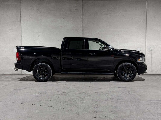 Dodge Ram 1500 5.7 V8 Quad Cab 6'4 401pk 2015 (Origineel-NL), VN-540-B Bedrijfswagen
