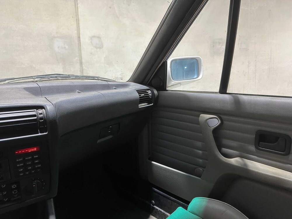 BMW 325i Cabriolet 170pk 1991 3-Serie E30 Youngtimer