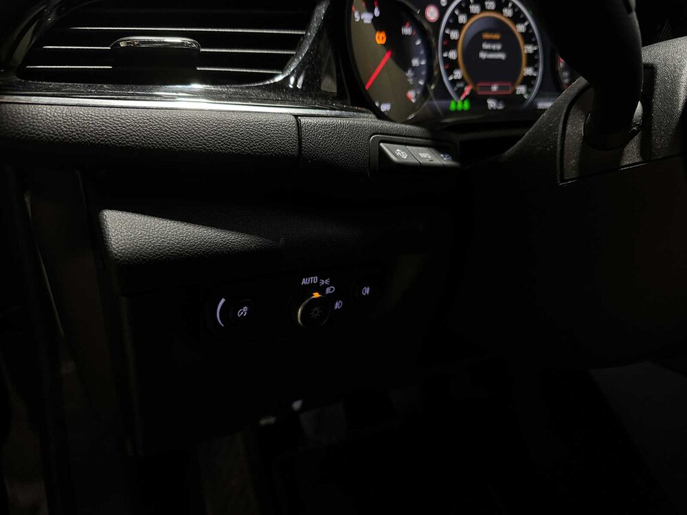 Opel Insignia Sports Tourer 1.6 CDTI EcoTec Innovation 136pk 2018, RR-215-N