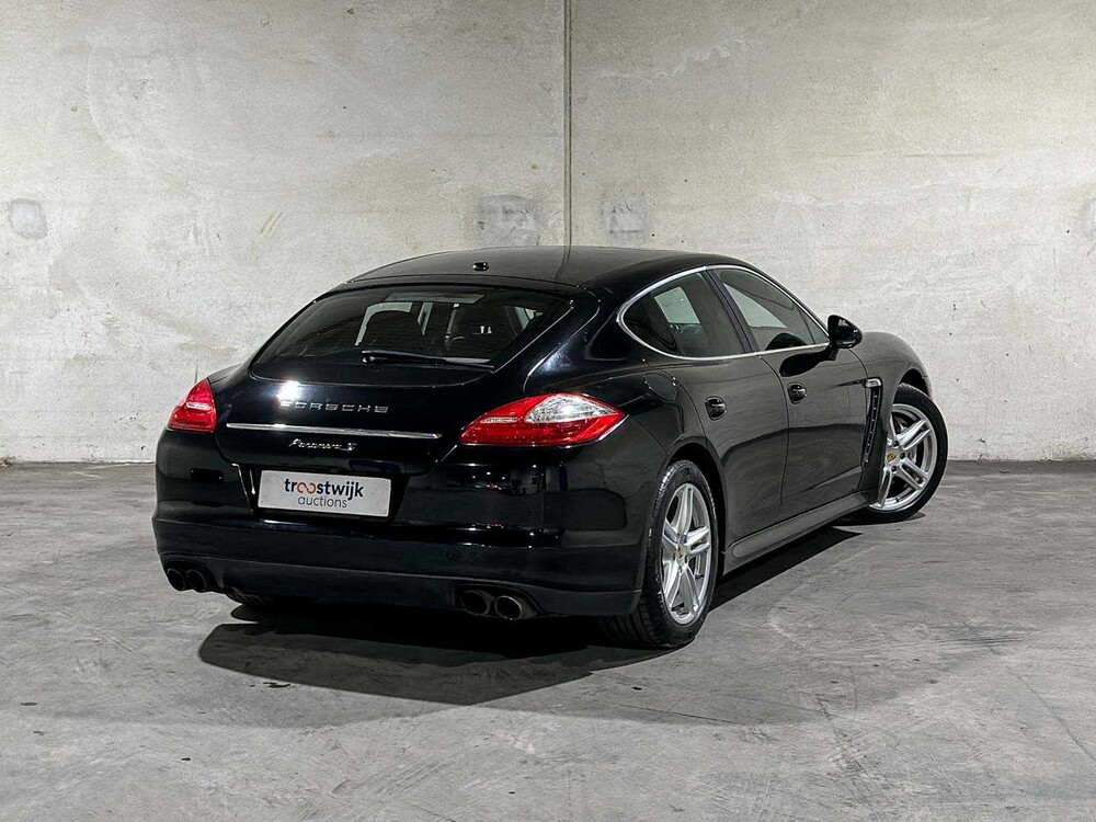 Porsche Panamera S 4.8 V8 405pk 2011