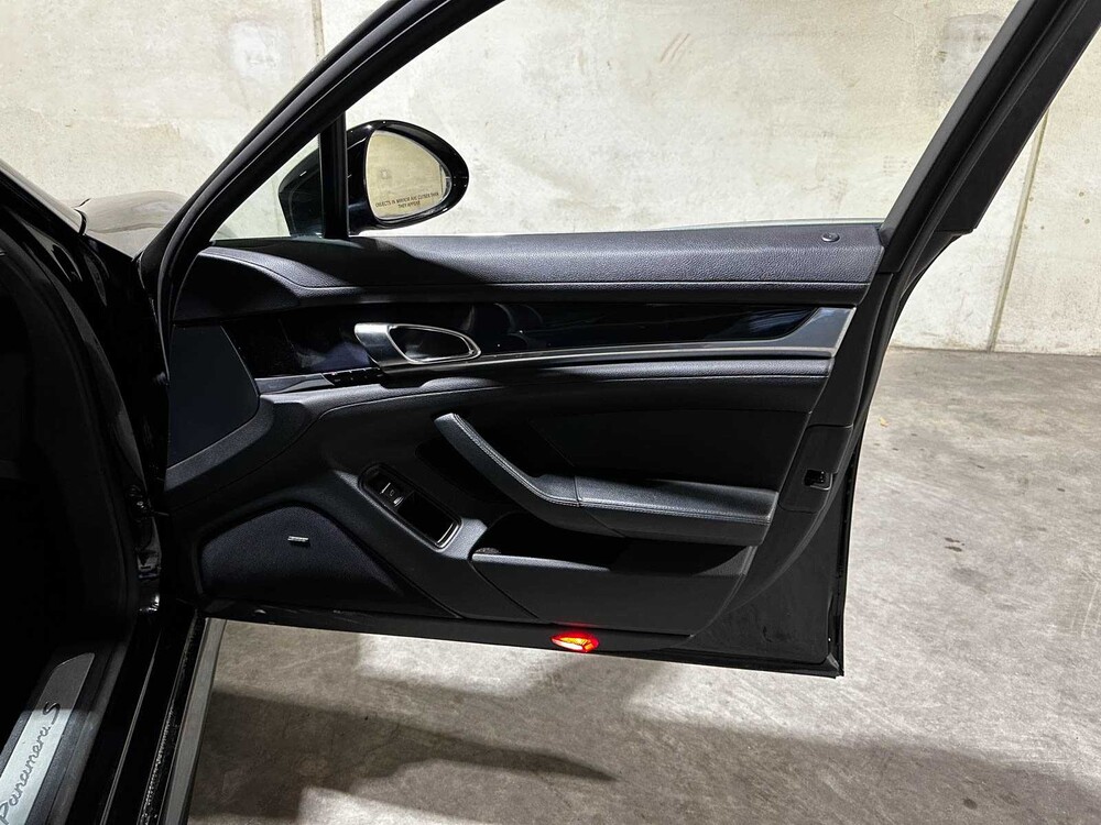 Porsche Panamera S 4.8 V8 405pk 2011