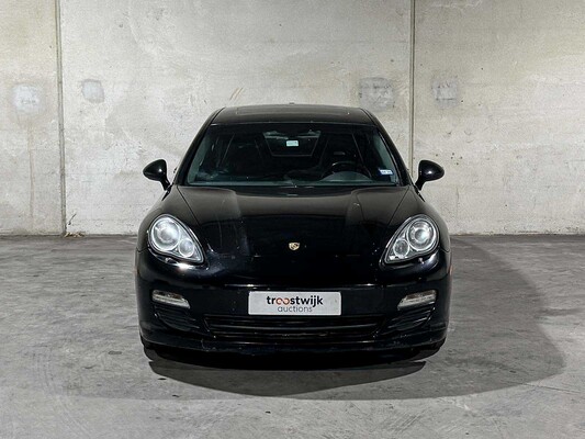 Porsche Panamera S 4.8 V8 405pk 2011