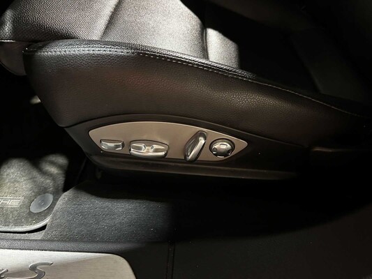 Porsche Panamera S 4.8 V8 405pk 2011