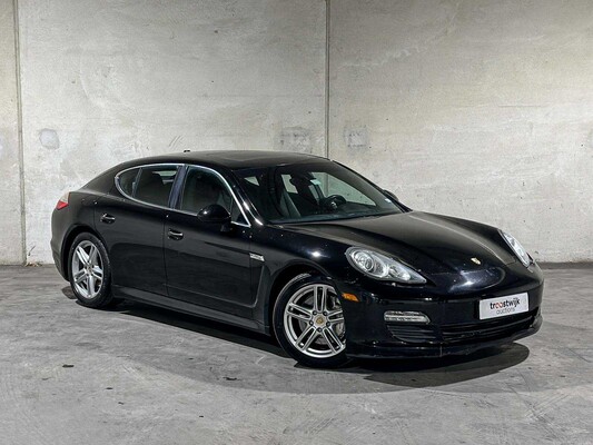 Porsche Panamera S 4.8 V8 405pk 2011