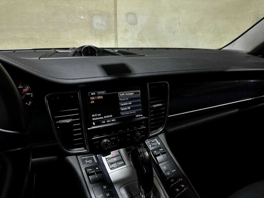 Porsche Panamera S 4.8 V8 405pk 2011
