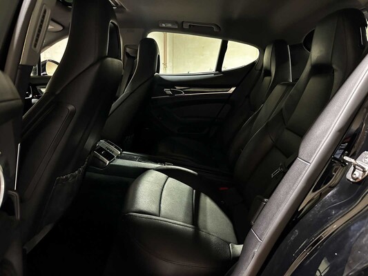 Porsche Panamera S 4.8 V8 405 PS 2011