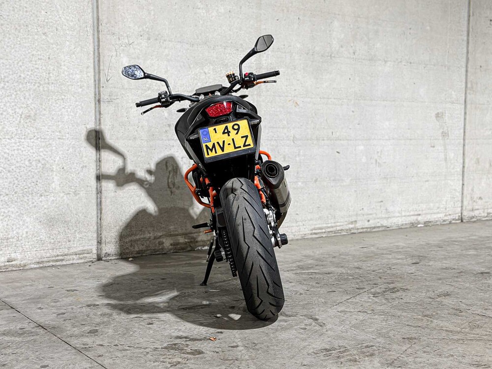 KTM 690 Duke R ABS 693cc 2017 -AKRAPOVIC-, 49-MV-LZ