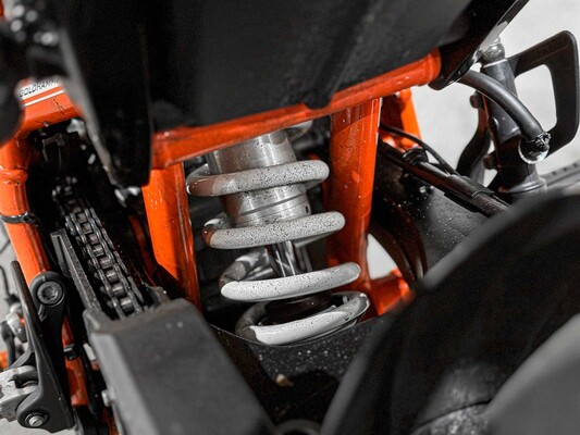 KTM 690 Duke R ABS 693cc 2017 -AKRAPOVIC-, 49-MV-LZ