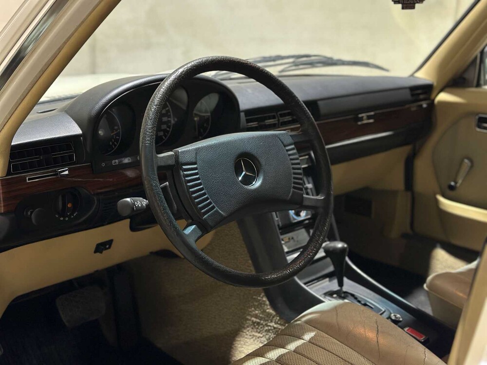 Mercedes-Benz 280 S 2,7 156 PS 1977 S-Klasse, 18-YB-40