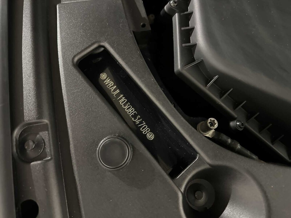 BMW 520i Touring High Executive Sport-Line 5-serie 184pk 2019, XG-208-V