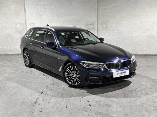 BMW 520i Touring High Executive Sport-Line 5-serie 184pk 2019, XG-208-V