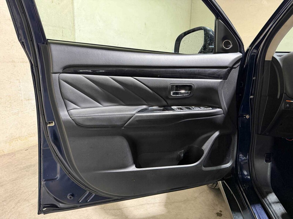 Mitsubishi Outlander 2.2 DI-D Instyle 4WD 150pk 2017, V-802-JZ