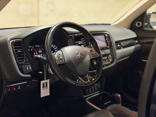Mitsubishi Outlander 2.2 DI-D Instyle 4WD 150pk 2017, V-802-JZ
