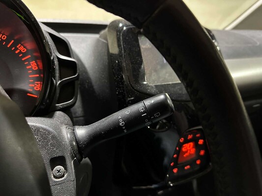 Peugeot 108 1.2 Puretech Allure 82pk 2015, PP-318-L