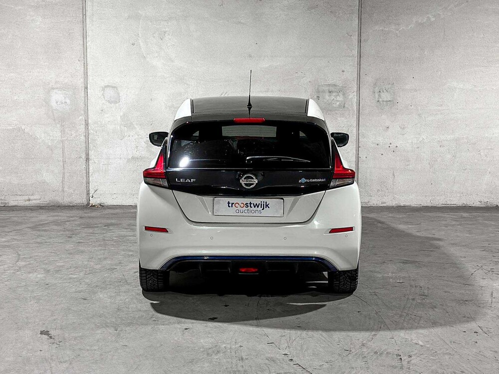Nissan LEAF N-Connecta 40 kWh 150pk 2018 (Origineel-NL), TS-273-T