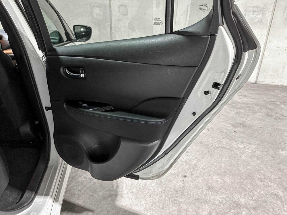 Nissan LEAF N-Connecta 40 kWh 150pk 2018 (Origineel-NL), TS-273-T