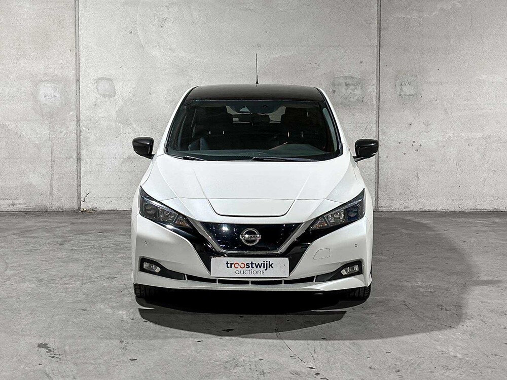 Nissan LEAF N-Connecta 40 kWh 150pk 2018 (Origineel-NL), TS-273-T