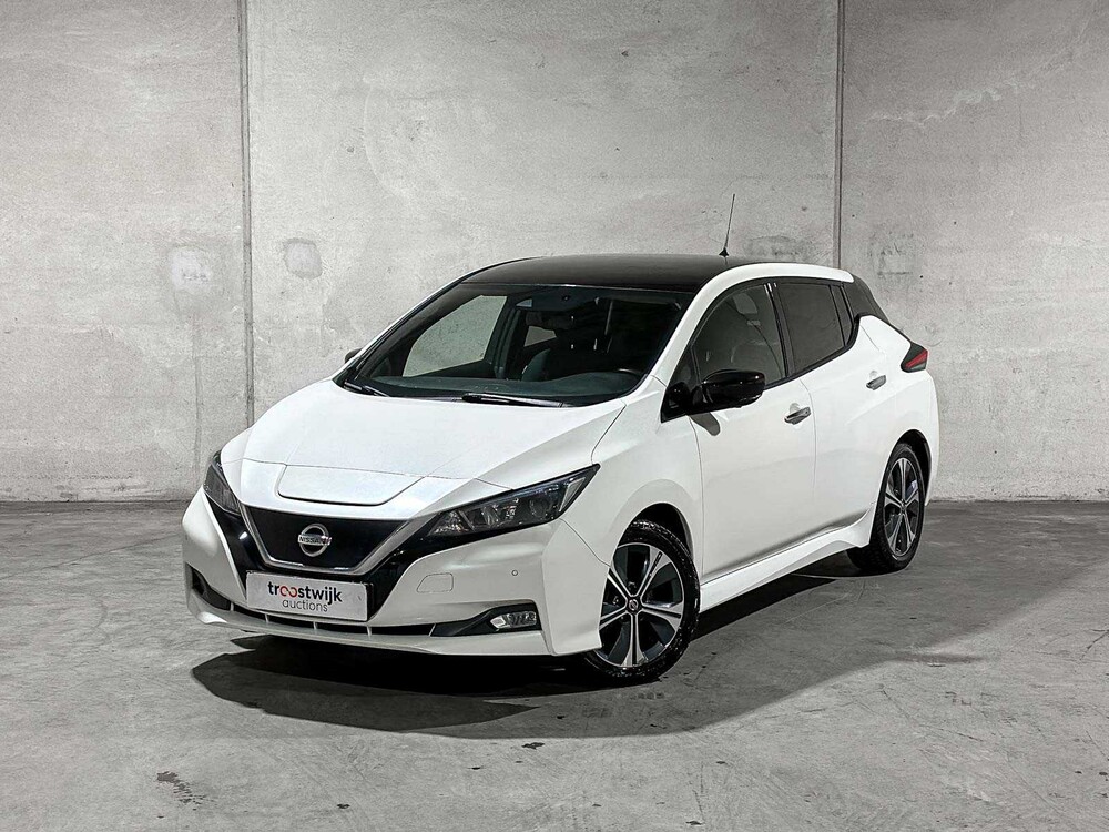 Nissan LEAF N-Connecta 40 kWh 150pk 2018 (Origineel-NL), TS-273-T