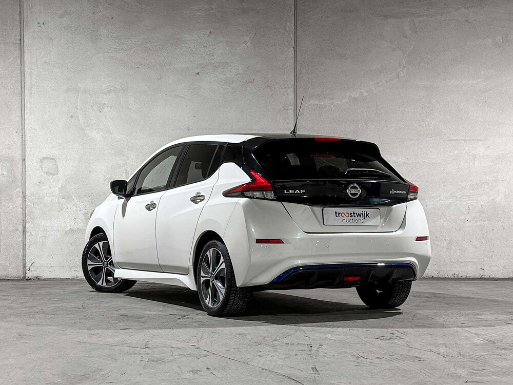 Nissan LEAF N-Connecta 40 kWh 150pk 2018 (Origineel-NL), TS-273-T