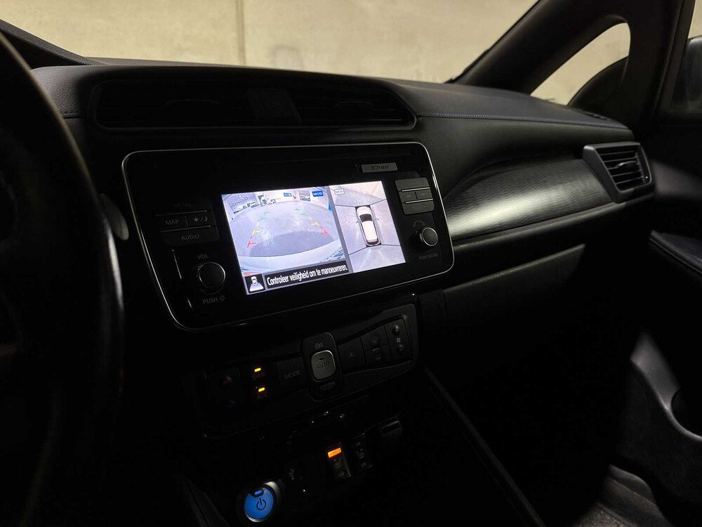 Nissan LEAF N-Connecta 40 kWh 150pk 2018 (Origineel-NL), TS-273-T