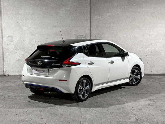 Nissan LEAF N-Connecta 40 kWh 150pk 2018 (Origineel-NL), TS-273-T