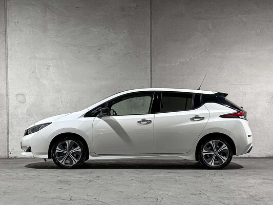 Nissan LEAF N-Connecta 40 kWh 150pk 2018 (Origineel-NL), TS-273-T
